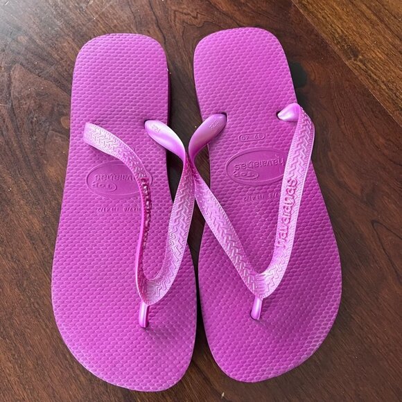Havianas Purple Thong‎ Sandals- Size 39-40 (9.5-10) - Picture 1 of 5
